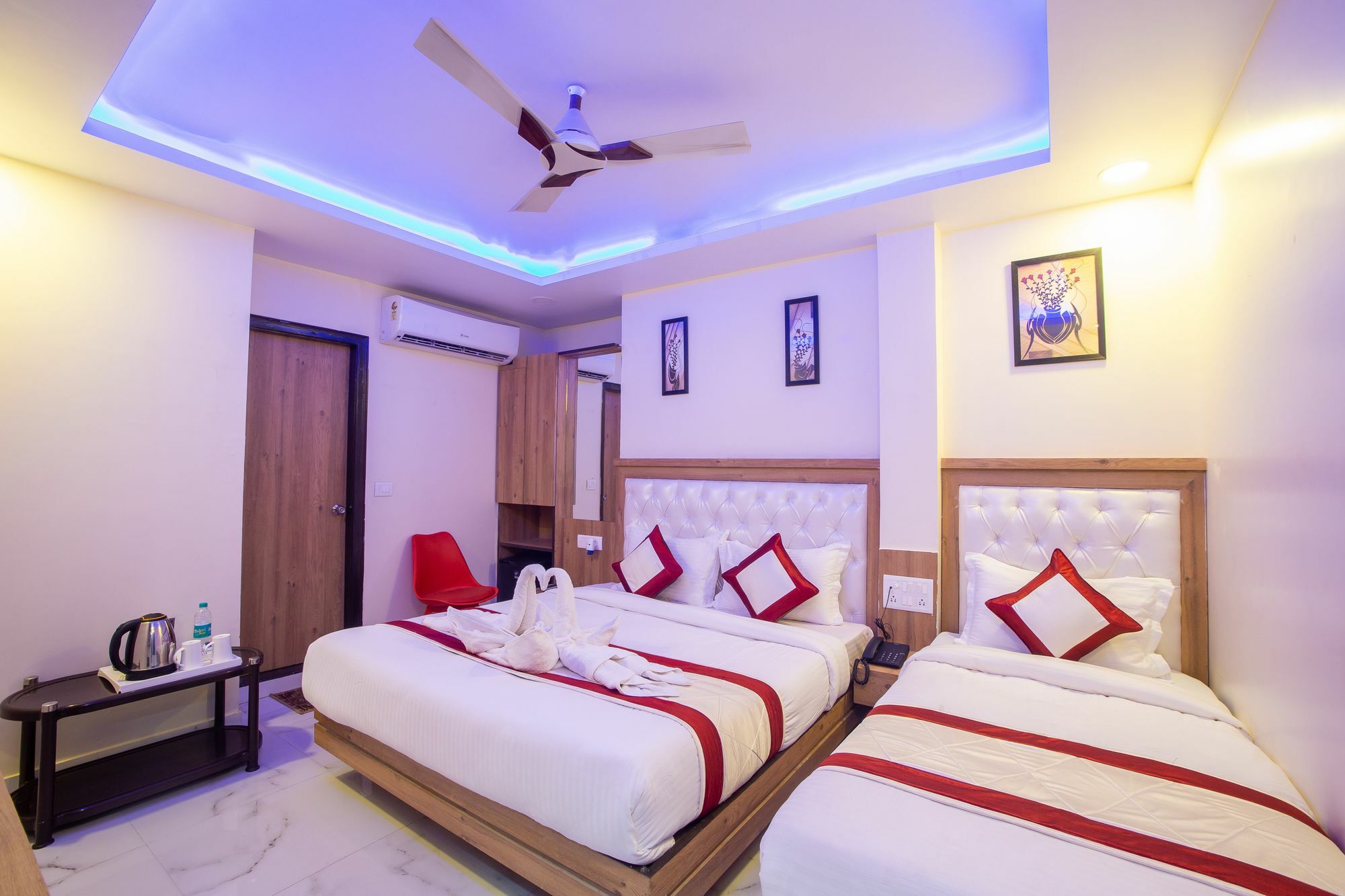 Hotel Sarthak Palace - By Pooja Hospitality New Delhi