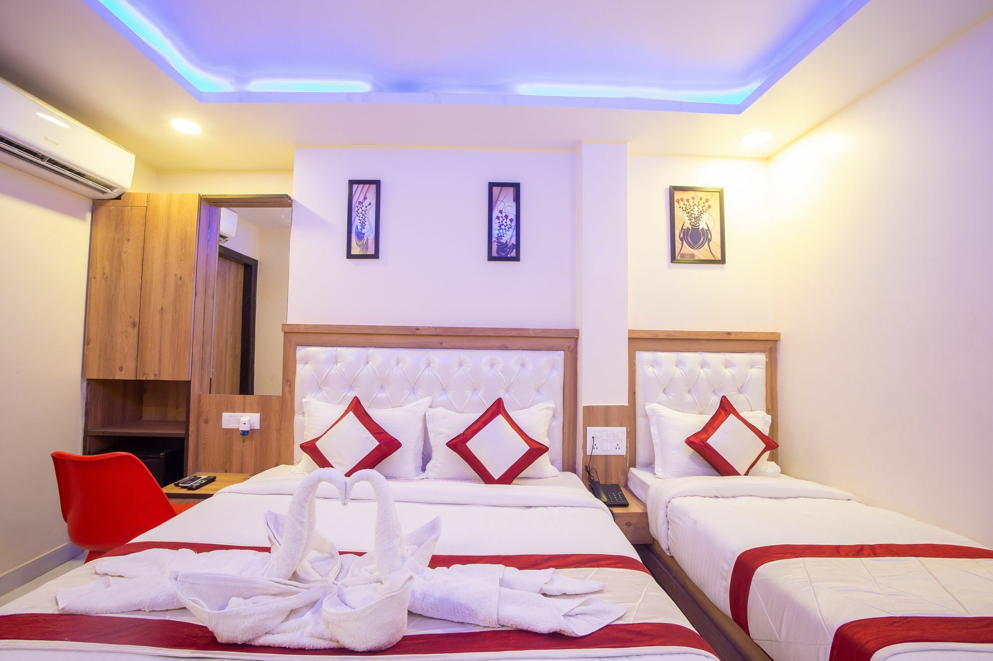 Sarthak Palace - By Pooja Hospitality Hotel