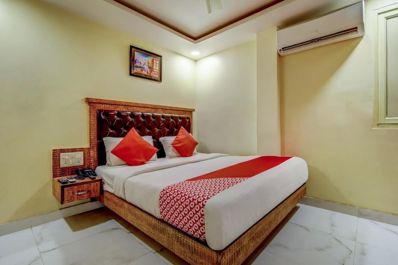 Hotel Sarthak Palace - By Pooja Hospitality New Delhi