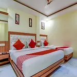 OYO 18867 Shyam Palace